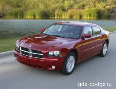 : Dodge Charger спереди