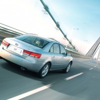 : Hyundai NF сзади