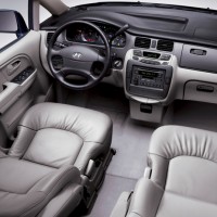 : водительское место Hyundai Trajet