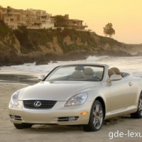 : Lexus SC430 спереди