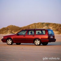 : Volvo 850 сбоку