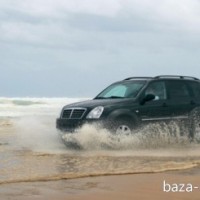 : SsangYong Rexton сбоку