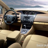 : SsangYong Rodius руль, передние сиденья