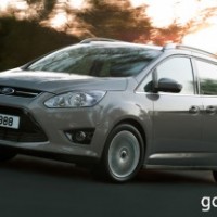 : Ford Grand C-MAX спереди