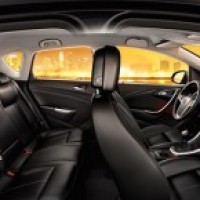 : Opel Astra салон