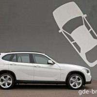: BMW X1 сбоку