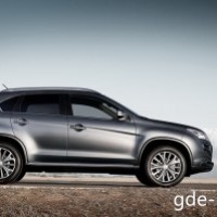 : фото Peugeot 4008 сбоку