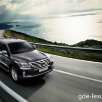 : Lexus LX570 спереди, сбоку