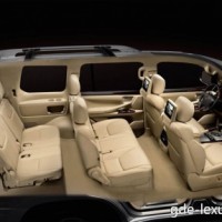: Lexus LX570 салон