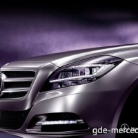 : Мерседес CLS-класса спереди-сбоку