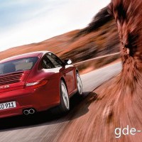 : Porsche 911 Carrera 4S