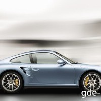 : фото 911 Turbo S сбоку