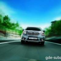 : Subaru Tribeca спереди 