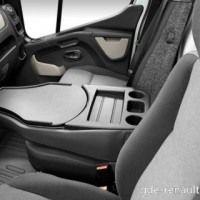 : Renault Master передние сиденья
