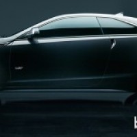 : Кадиллак CTS-V купе вид сбоку