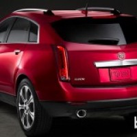 : Кадиллак SRX 2012 сзади