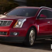 : Cadillac SRX 2013  спереди