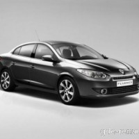 : Renault Fluence new спереди-сбоку