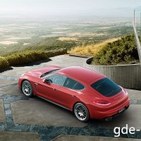 : Porsche Panamera 4 сверху