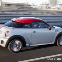 : фото MINI Cooper S coupe на дороге