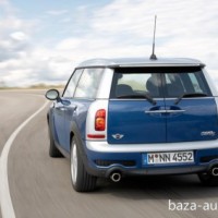 : MINI Cooper S clubman вид сзади