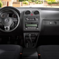 : Volkswagen Caddy руль, приборная панель