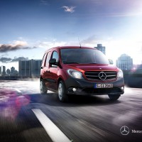 : фото Mercedes Citan на дороге