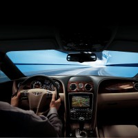 Bentley Continental GT приборная панель: 
