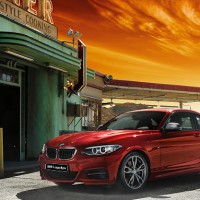 BMW 2ER Coupe: слева сбоку