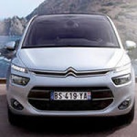 Citroën С4 Picasso: спереди