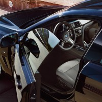 BMW 4ER Grand Coupe: салон спереди слева сбоку