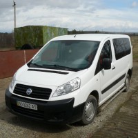 FIAT Scudo miniven: спереди слева