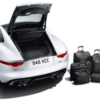 Jaguar F-Type купе: багажник