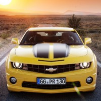 Chevrolet Camaro: спереди