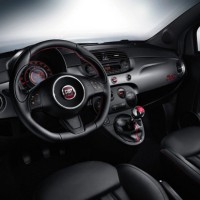 FIAT 500S: салон спереди