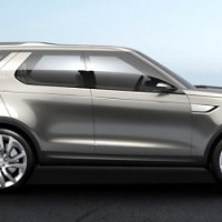 Land Rover Discovery Sport: справа сбоку