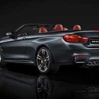 BMW М4 cabriolet: слева сзади