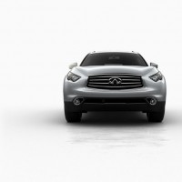 Infiniti QX70: спереди