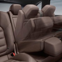 Porsche Cayenne S Diesel: задние сидения