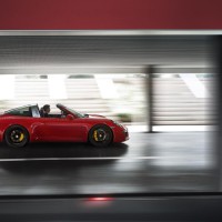 Porsche 911 Tagra 4 GTS: справа сбоку