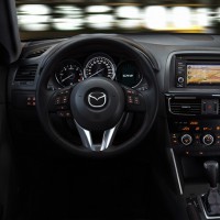 Mazda CX-5: место водителя
