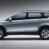 Haval H6: слева сбоку