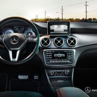 Mercedes CLA-klass sedan: место водителя