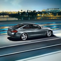 BMW 4ER купе: справа сзади