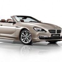 BMW 6ER cabrio: справа спереди