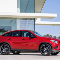 Mercedes-Benz GLE-klass coupe: справа сбоку