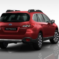 Subaru Outback: справа сзади