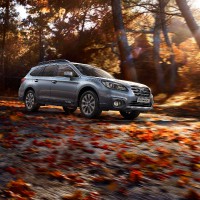 Subaru Outback: спереди слева