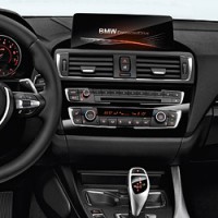 BMW 1ER hatchback 5d: панель приборов и торпедо