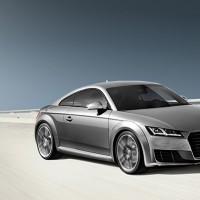 Audi TT Coupe: спереди справа